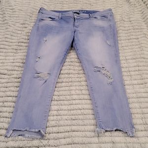 Super distressed American eagle jeggings sz 18